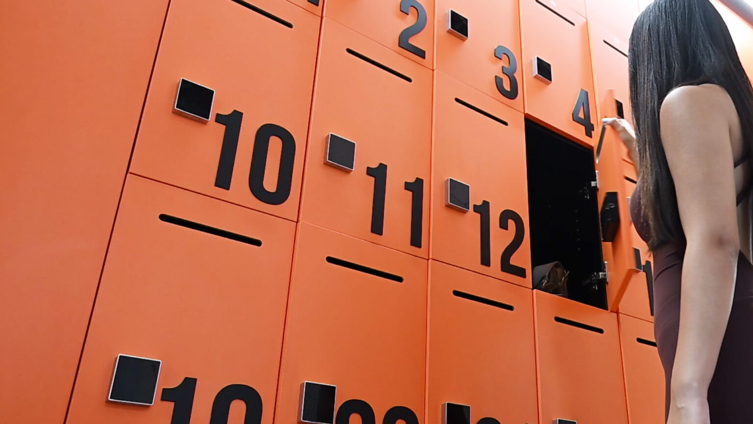 Image 1 Lockers 1536x864 1 - Touchless automated bathroom